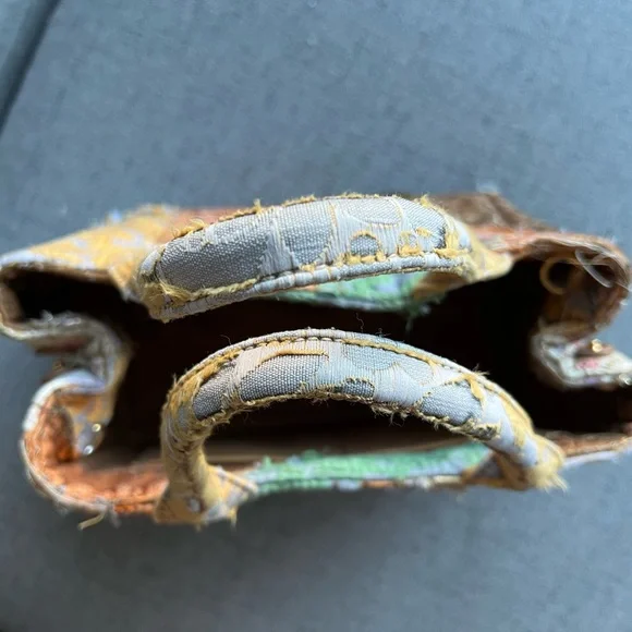 Prada Canapa Tote RARE Limited Edition - Picture 6 of 16